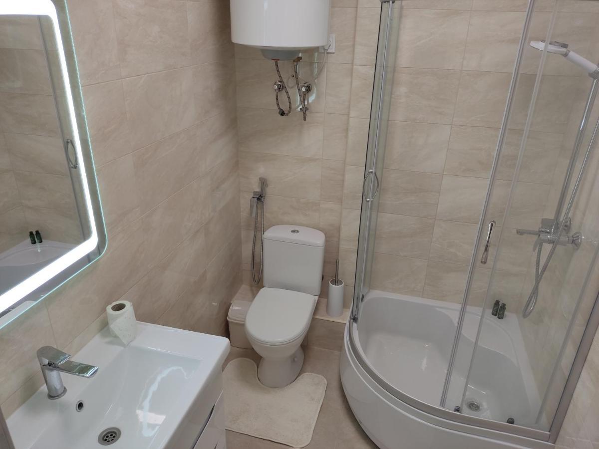Apartment Kiev Studio With City View Buitenkant foto